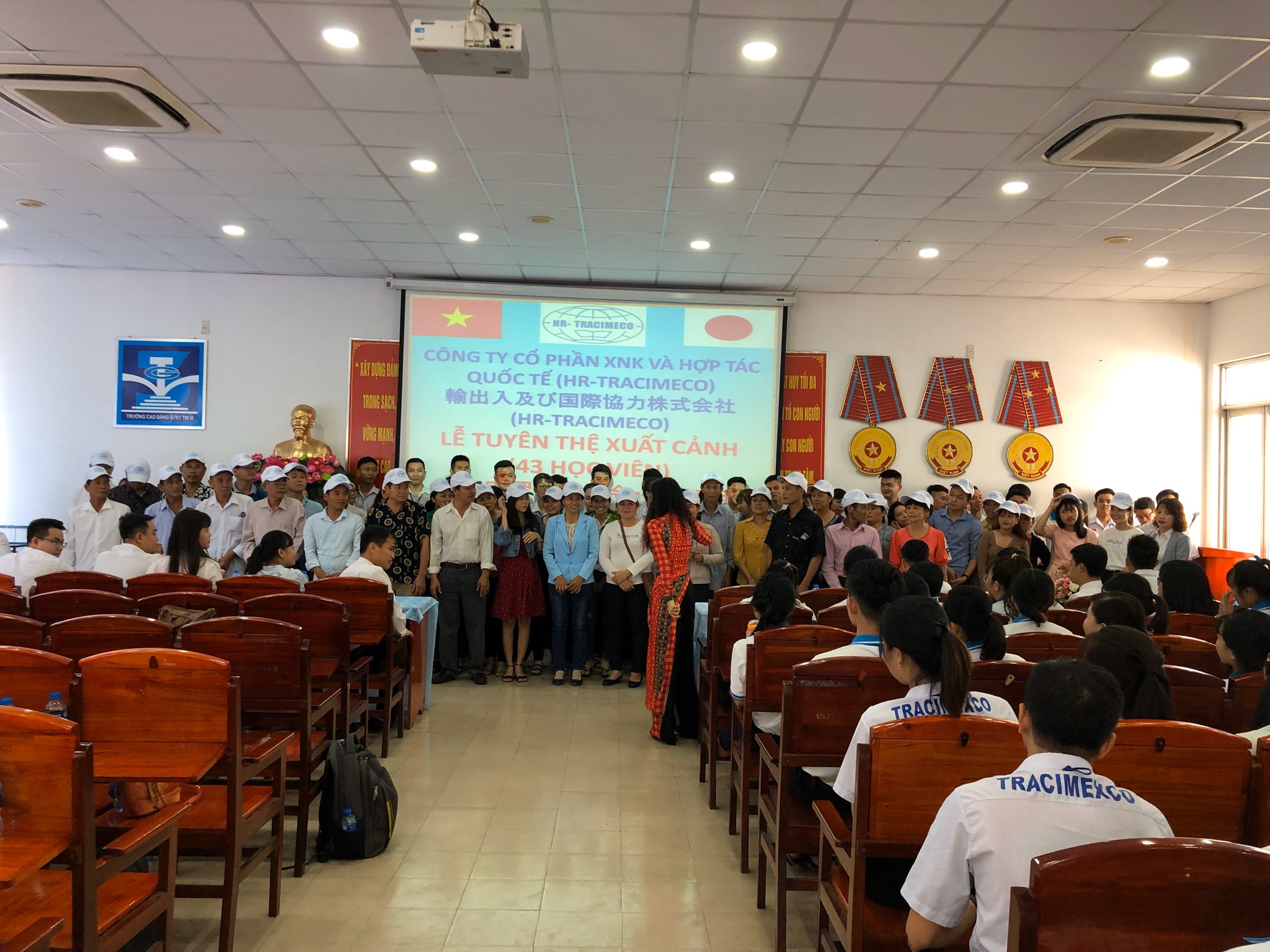 5AC1BCDF-E2F5-4BA5-8154-F9A782AFE9D5